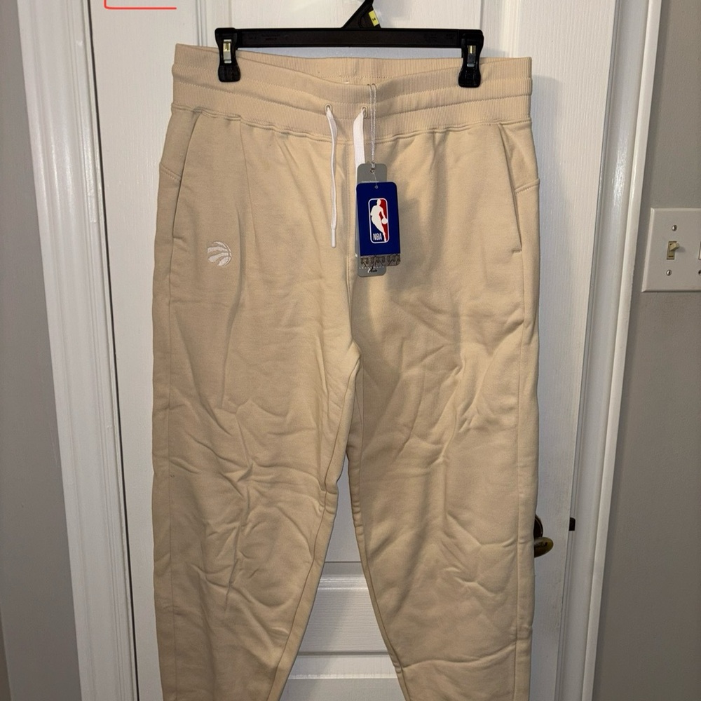 NBA Raptors Beige tracksuit